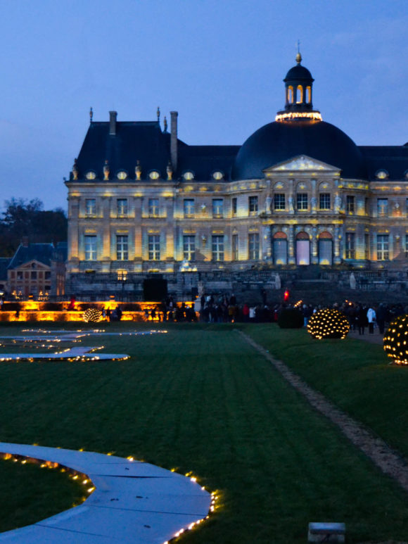 photo du château de Vaux le Vicomte avec les illuminations de Noël