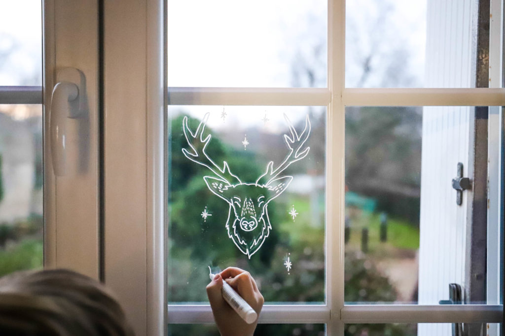 décoration de Noël sur les vitres
