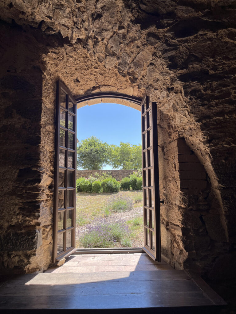 monastère vue sur le jardin